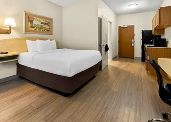 Suburban Studios Morgantown hotel thumbnail 5