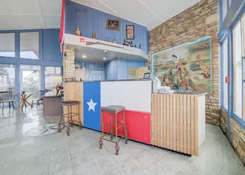 Cannon Inn By Capital O Gonzales Tx hotel thumbnail 3