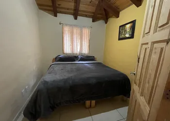 Cabañas los Pirineos hotel thumbnail 2