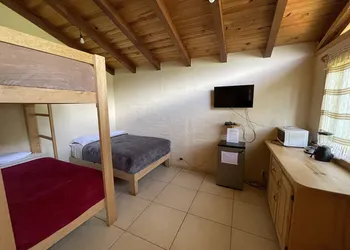 Cabañas los Pirineos hotel thumbnail 7