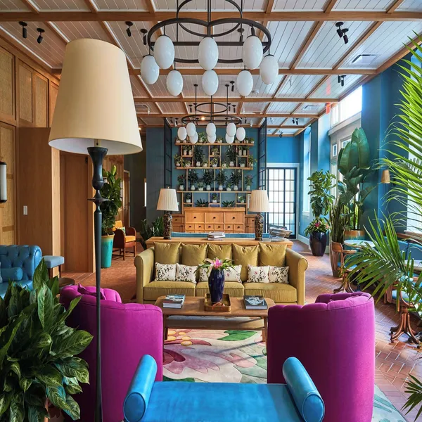 The Drayton Hotel Savannah, Curio Collection by Hilton hotel detail image 2
