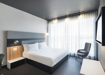 Alt Hotel Calgary University District hotel thumbnail 4