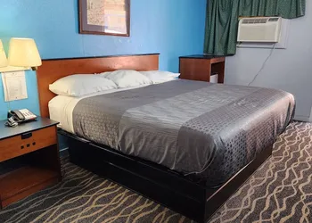Alamo Motel hotel thumbnail 4