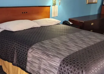 Alamo Motel hotel thumbnail 7