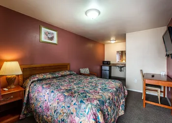 Autzen Inn hotel thumbnail 8