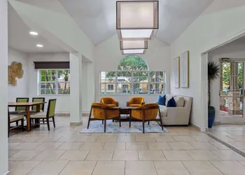 Baymont by Wyndham Orlando/International Dr/Universal Blvd hotel thumbnail 4