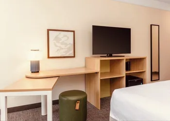 Wingate by Wyndham Anchorage Downtown/Ship Creek hotel thumbnail 7