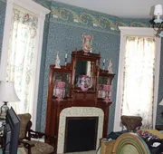 Johnstone Mansion hotel detail image 5
