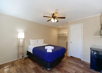 Target Hospitality - Big Spring Lodge hotel thumbnail 3