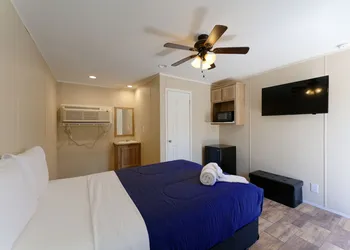 Target Hospitality - Big Spring Lodge hotel thumbnail 4