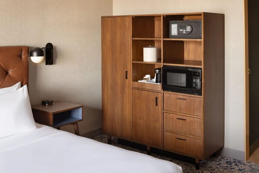 Four Points by Sheraton Penticton at the Convention Centre hotel detail image 6