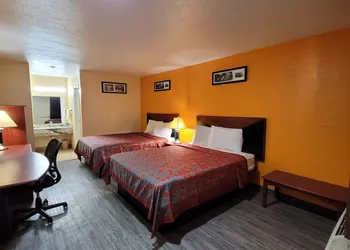 La Vista Motel hotel thumbnail 4