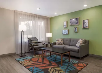 Woodspring Suites Detroit Sterling Heights hotel thumbnail 5