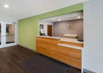 Woodspring Suites Detroit Sterling Heights hotel thumbnail 6