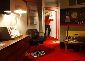 The Star Trek - USS Enterprise Room at the Itty Bitty Inn hotel thumbnail 5