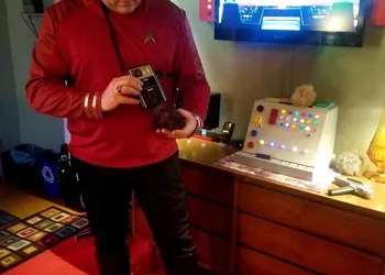 The Star Trek - USS Enterprise Room at the Itty Bitty Inn hotel thumbnail 6