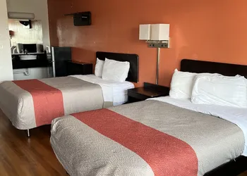 Motel 6 Buckeye Lake OH hotel thumbnail 3