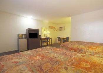 OYO Hotel Waurika OK US-70 near Wichita Falls hotel thumbnail 6