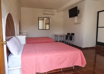 Hotel Violet hotel thumbnail 2