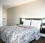 Capri inn and Suites hotel detail image 4