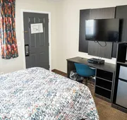Capri inn and Suites hotel detail image 5