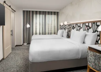 SpringHill Suites by Marriott New York Queens hotel thumbnail 8