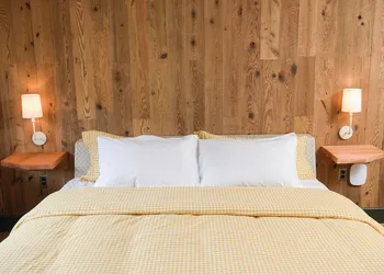 Little Cat Lodge hotel thumbnail 5