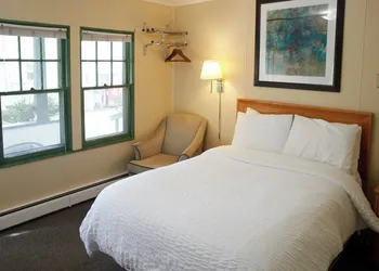 The Ashley hotel thumbnail 3