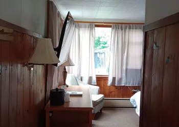 The Ashley hotel thumbnail 8