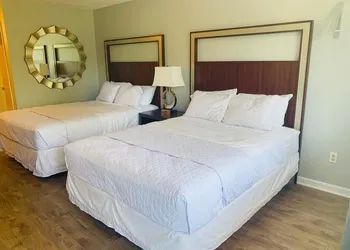 Ocean One Inn hotel thumbnail 2