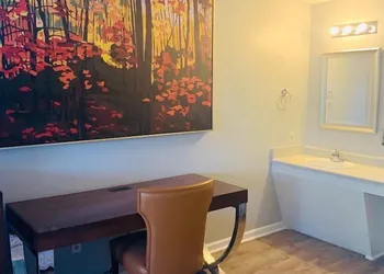 Ocean One Inn hotel thumbnail 5