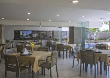Vista Pier - Adults Only hotel thumbnail 5