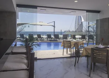 Vista Pier - Adults Only hotel thumbnail 6