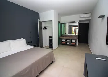 My Blue Hotel hotel thumbnail 6