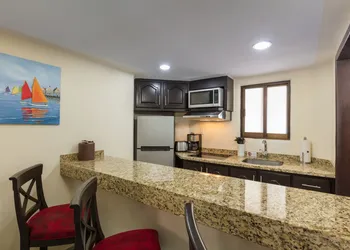 Cabo San Lucas Marina Condos hotel thumbnail 8