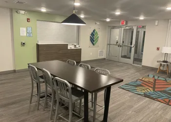 Woodspring Suites Dearborn - Detroit hotel thumbnail 2