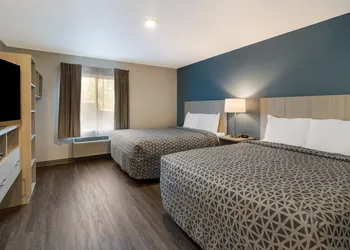 Woodspring Suites Dearborn - Detroit hotel thumbnail 7