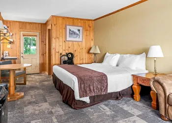 Green River Lodge hotel thumbnail 6