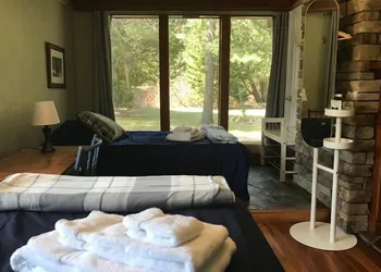 Rising Spirit Bed & Breakfast hotel thumbnail 7