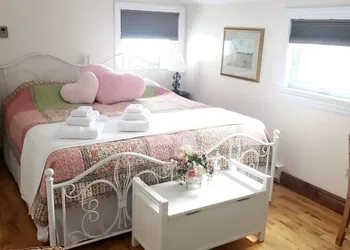 Rising Spirit Bed & Breakfast hotel thumbnail 8