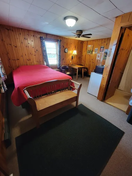 Two Rivers Motel and Cabins hotel detail image 6