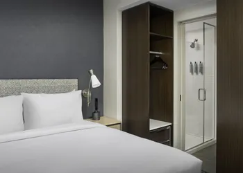 Residence Inn By Marriott New York Queens hotel thumbnail 8