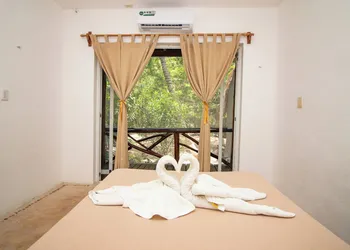 Hotel Ak'Na Holbox hotel thumbnail 8