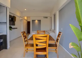 Isla Coral Posada Real hotel thumbnail 3