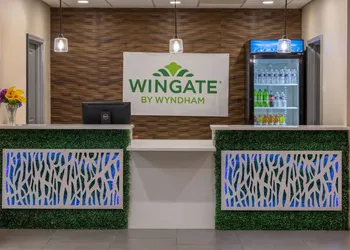 Wingate by Wyndham Waldorf/Washington DC Area hotel thumbnail 2