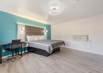 Blue Beach Motel hotel thumbnail 8