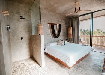 Dos Mares Barefoot Luxury hotel thumbnail 4
