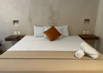 Hotel Pelecanus Suites hotel thumbnail 6