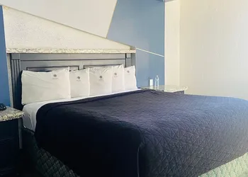 Hotel Enjoy hotel thumbnail 7