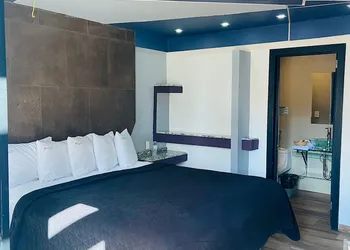 Hotel Enjoy hotel thumbnail 8